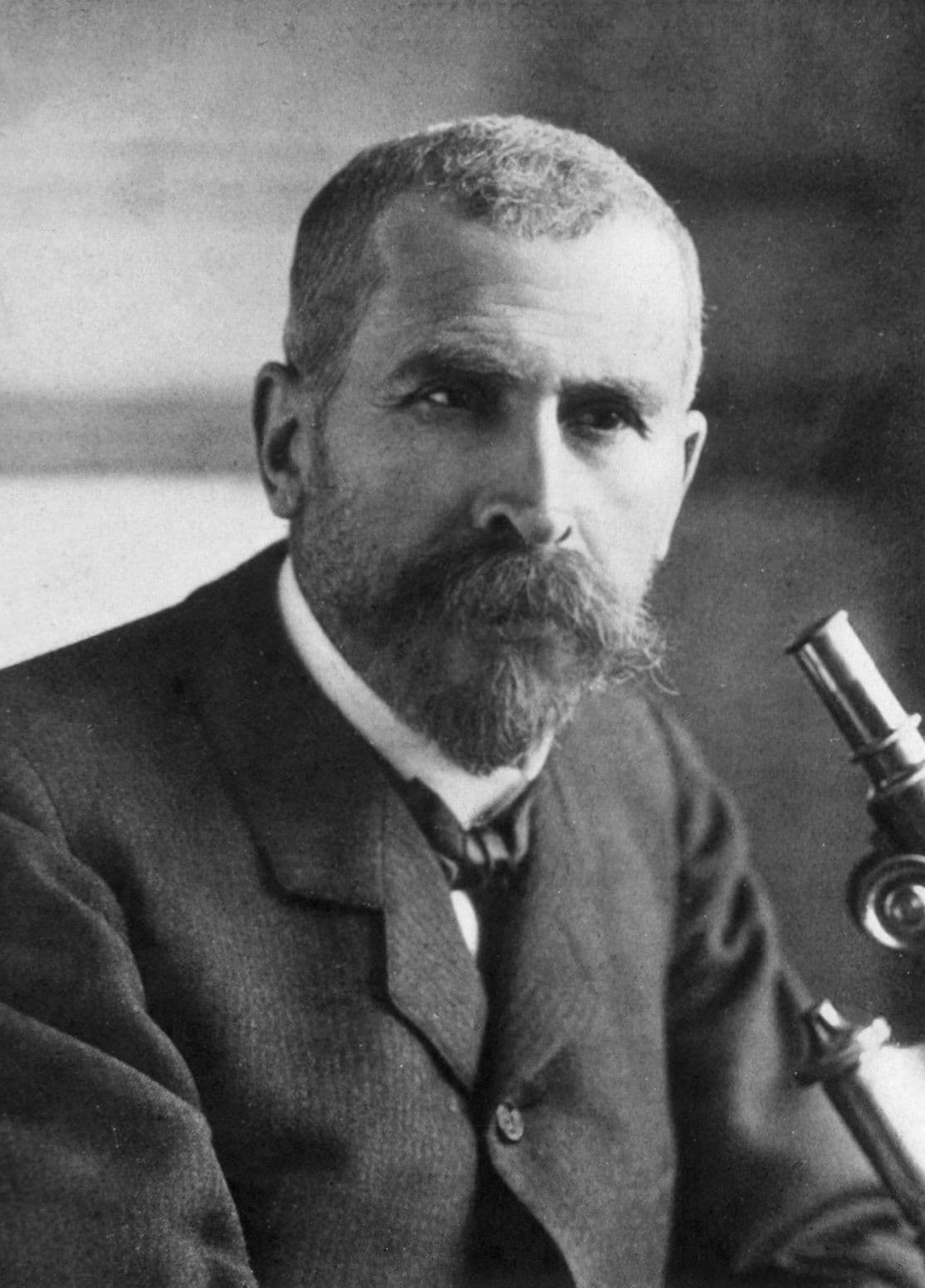 Pierre_Paul_Émile_Roux_2.jpg